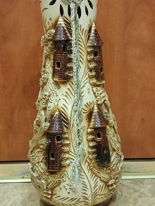 Ваза, напольная ваза