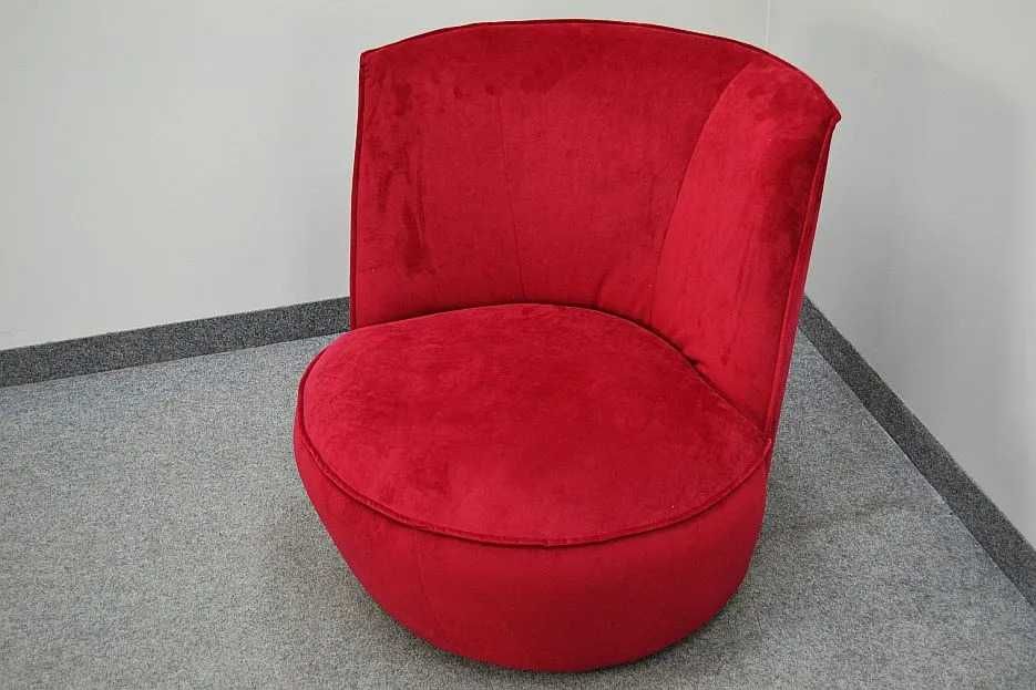 Fotel obity tkaniną na metalowej podstawie 75x80x80 cm przecena -40%