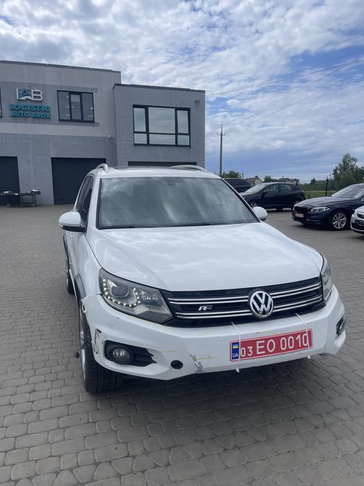 Volkswagen Tiguan 2015 р.в.  R-Line