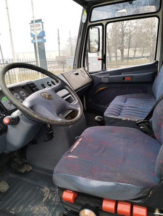 Мерседес Варіо 614.