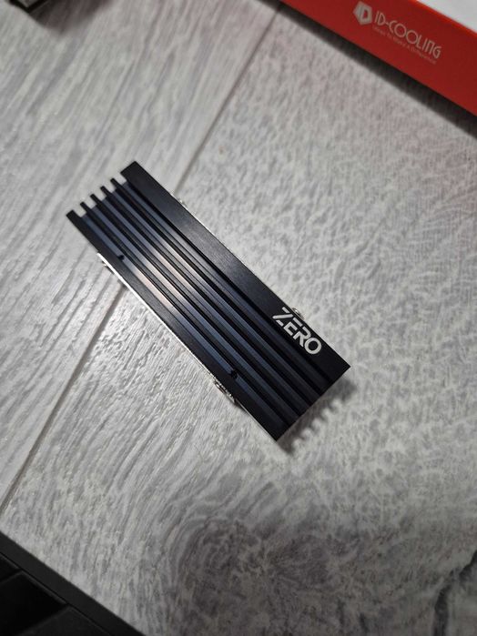 радіатор на M.2 SSD диск