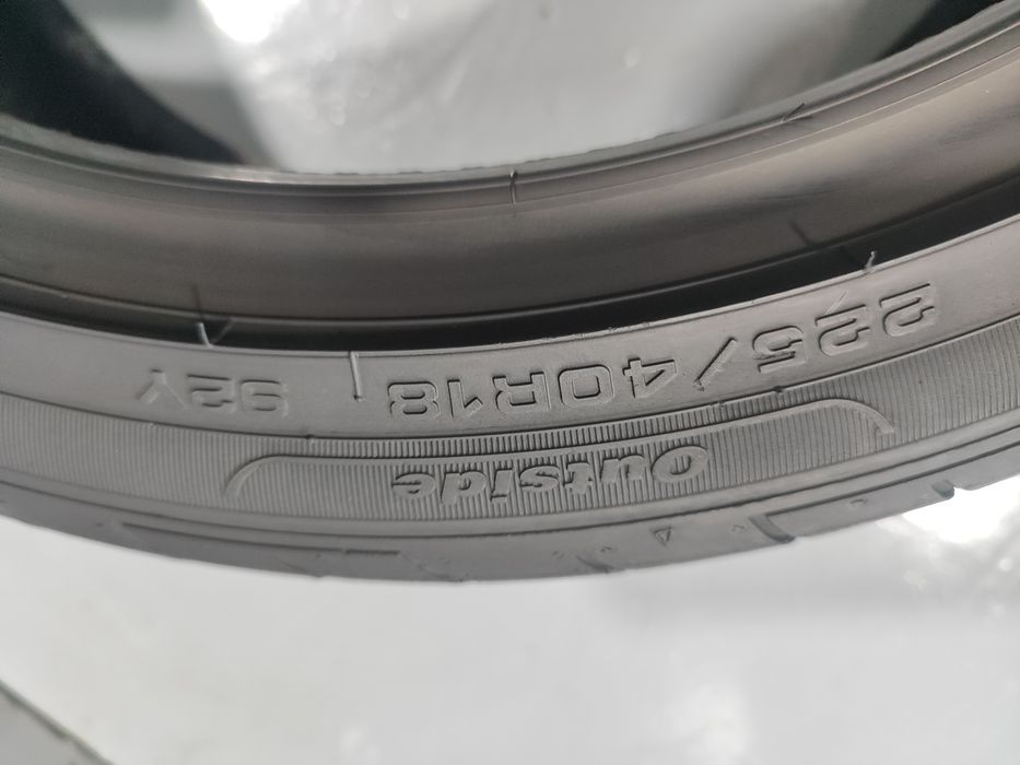2 Pneus semi novos Fulda 225-40 R18 Oferta dos Portes