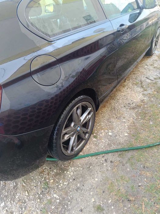 BMW 114 de 2013 com 205000kms
