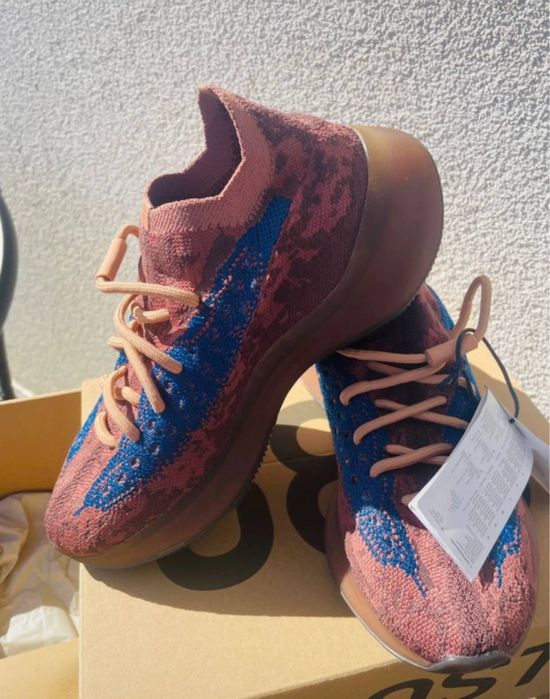 Buty Adidas Yeezy Boost 380