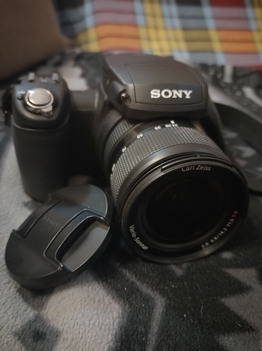 Olympus stylus 1. Sony R1. Nikon D300S. Nikon 18-140
Nikon DX VR