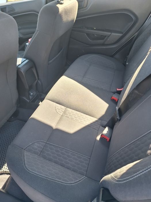 Ford Fiesta 2019 VIN 3FADP4BJ9KM149670 фото оголошення 5 з 11