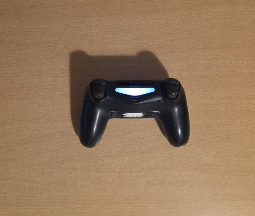 Playstation 4 Slim  500gb + Comando Sony + Jogo