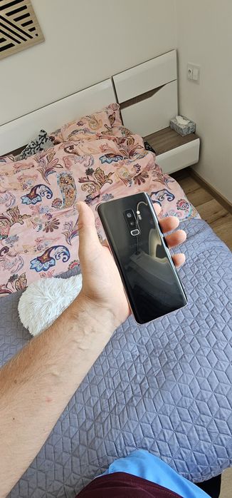 Samsung s9 plus w dobrym stanie