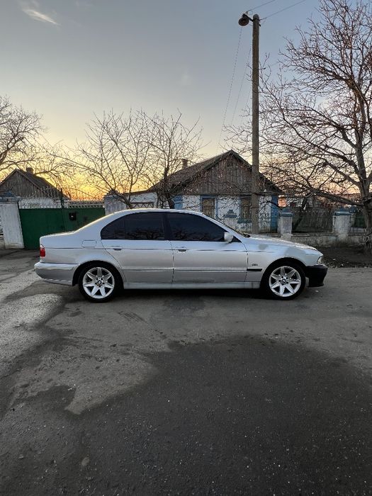 Продам авто BMW E39