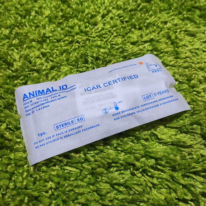 Набор 20шт. RFID чип (метка FDX-B) для животных 1,4*8мм с инъектором