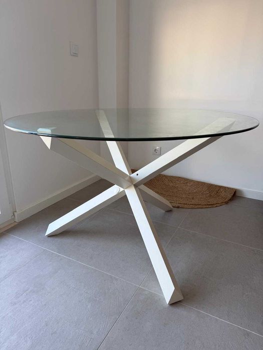 Mesa de jantar redonda