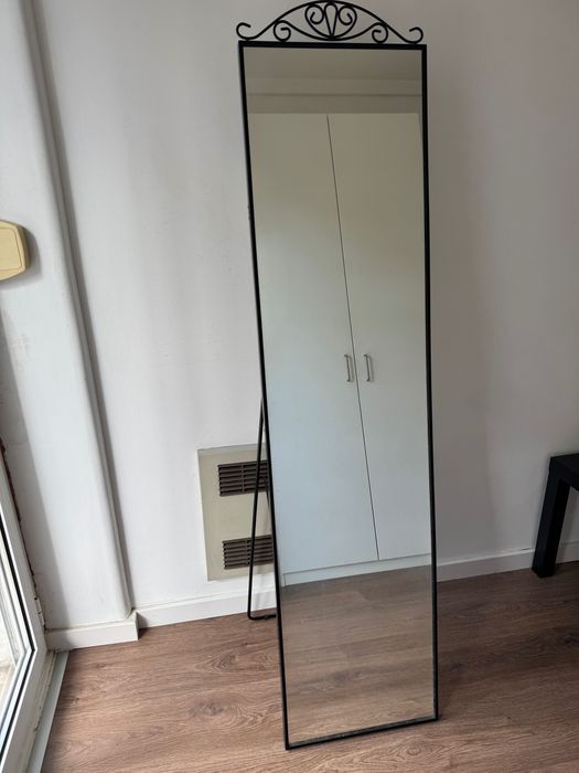 Espelho IKEA KARMSUND Preto – Excelente Estado