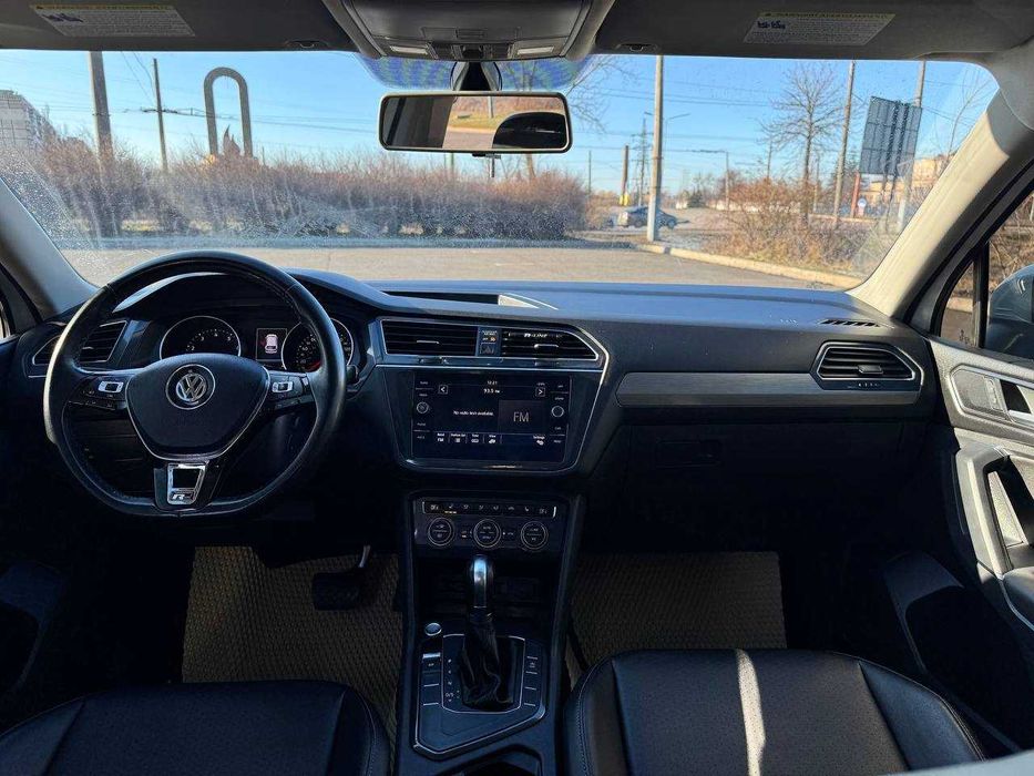 Volkswagen Tiguan SE R-Line Дизель