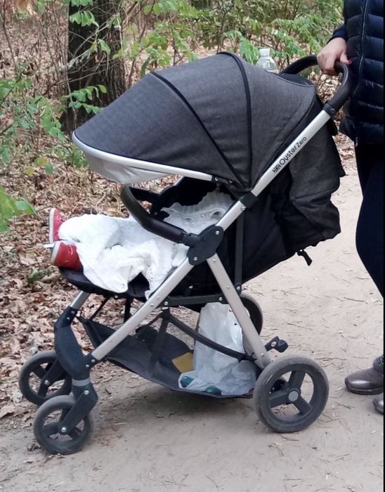БЕЗКОШТОВНО!!! Все  вживанн! Авто крісло!Коляска МІМА, Кроватка, Столик  - качеля,Прогулка,