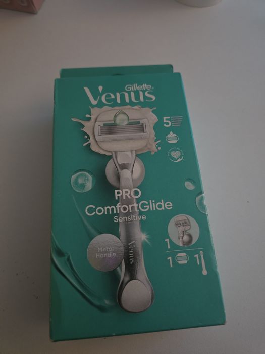 Nowa maszynka Gillette Venus PRO ComfortGlide Sensitive (Metalowa rączka + wkład + uchwyt)