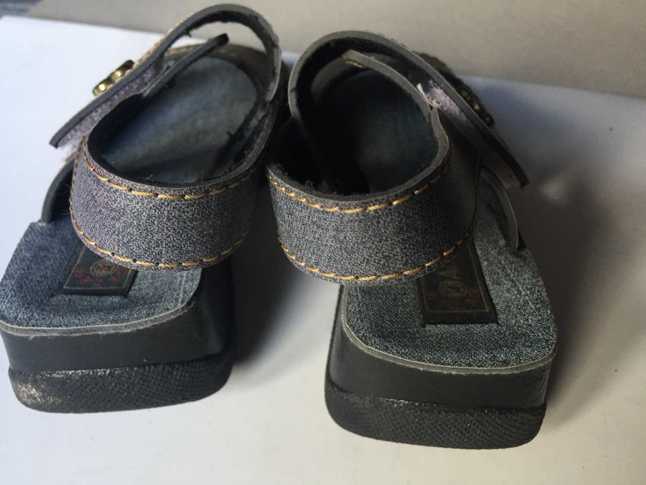 buty sandałki r. 24 fajne !!!