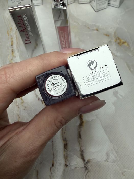 Блиск для губ Dior Addict з колагеном 001 012