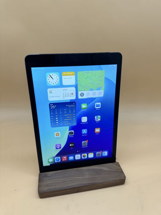 iPad 8 32gb lte працює з усіма сім картами