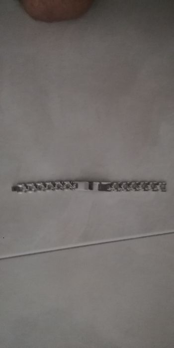 Fio e pulseira novos