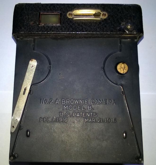 Kolekcjonerski aparat Kodak No.2A Brownie Camera Model B (1916)