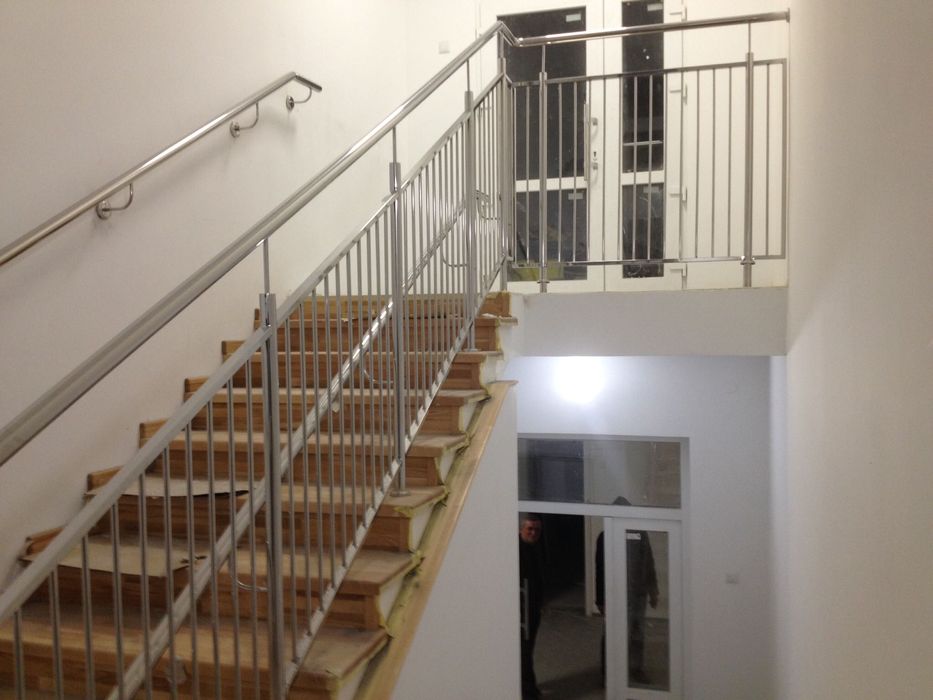 Вироби з нержавійки, гойдалки