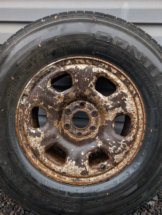 Колесо в зборі Nissan Navara Frontier 6/114.3 R16 6*114.3 16 Continent