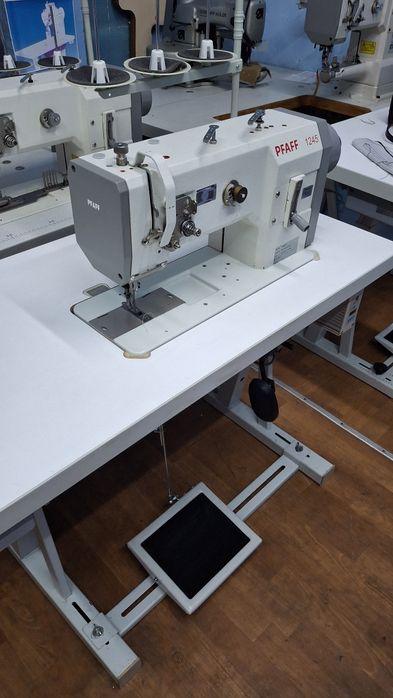 Швейна машина Pfaff 1245, JukiDNU1541, Juki LU 2210, Durkopp-adler 767