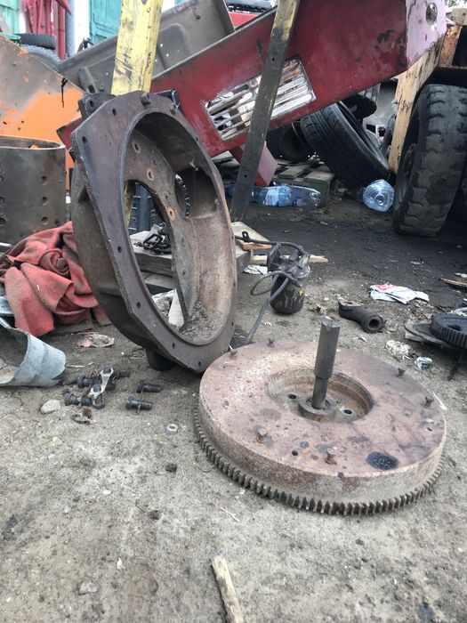 Маховик кожух перкінс Д2500, Д3900 балканкар автомат, механіка