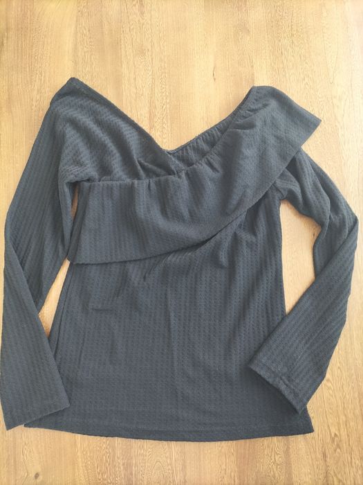 Nowa bluzka damska z długim rękawem
