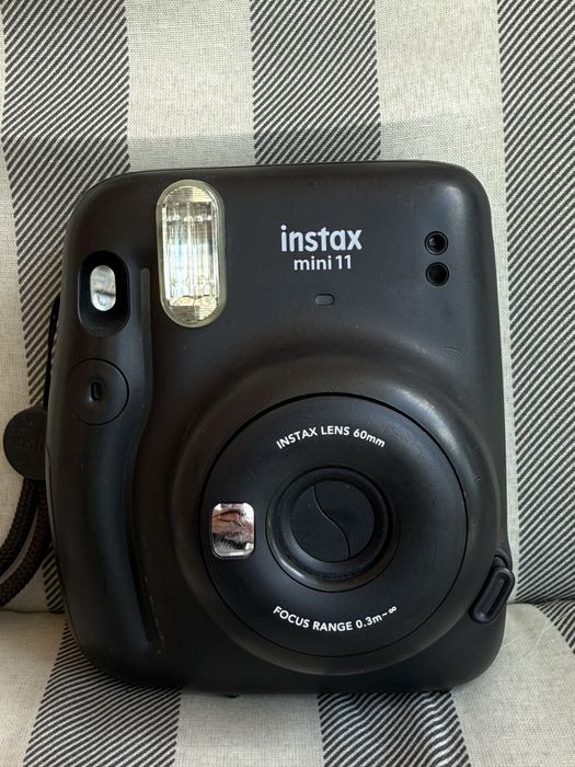 Фотоапарат Instax mini 11