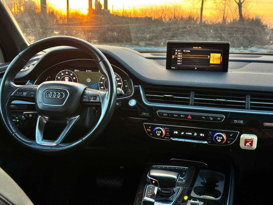 2018 Audi Q7 бенз