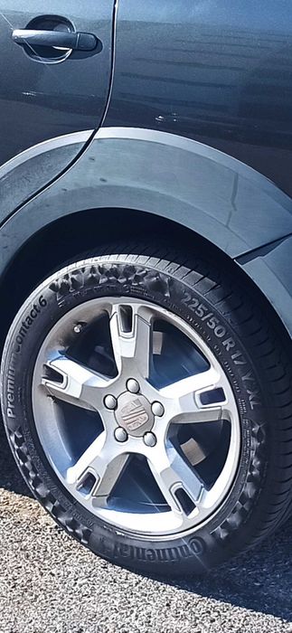 4 Jantes 17 ORIGINAIS SEAT com pneus praticamente novos. Furacão 5x112