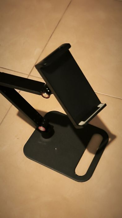 Suporte para tablet ou telemóvel como novo