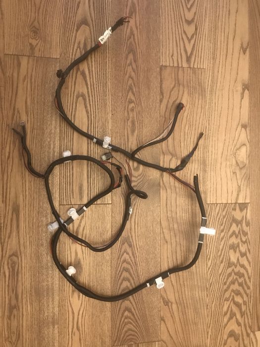 Проводка (коса) бампера Tesla Y