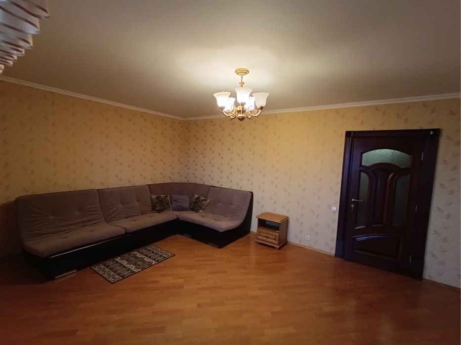 Здам в оренду двокімнатну квартиру по проспекту Перемоги 20
