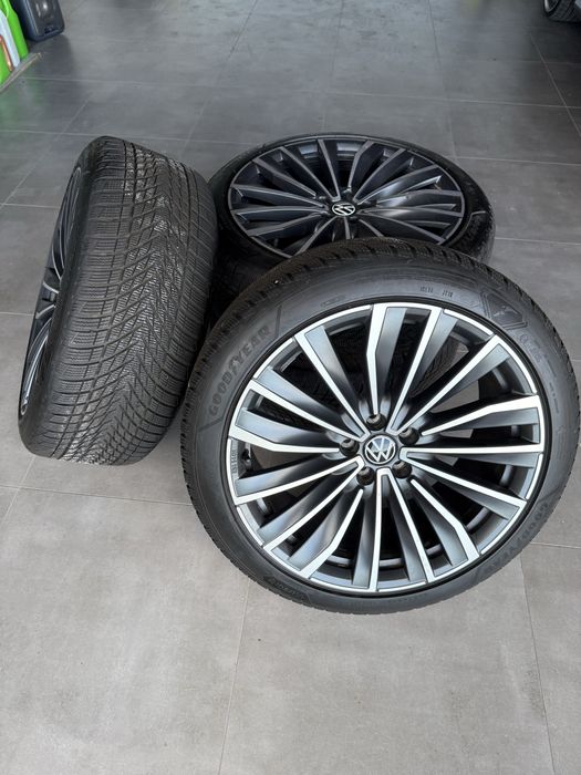 Koła VW ID..7 opony zimowe GoodYear  235/45 R20