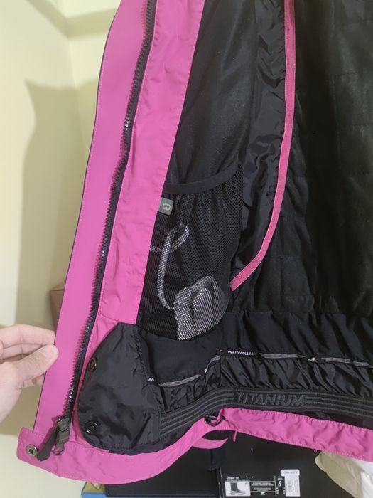 Гірськолижна куртка Columbia Titanium (S). Жіноча