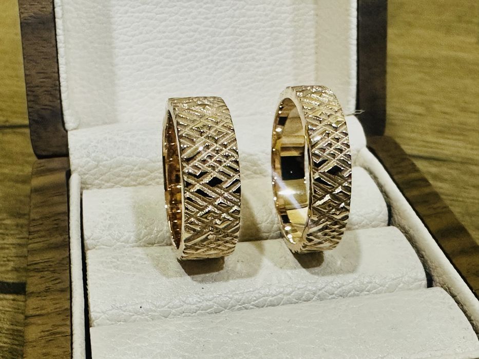 Обручальные кольца 585