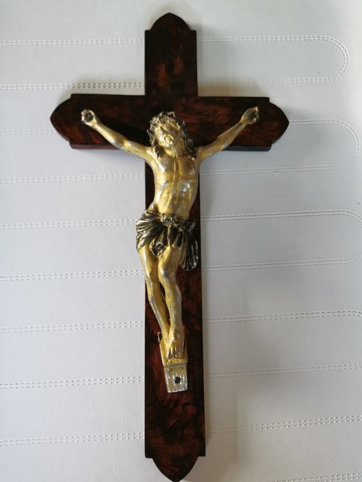 Crucifixo antigo
