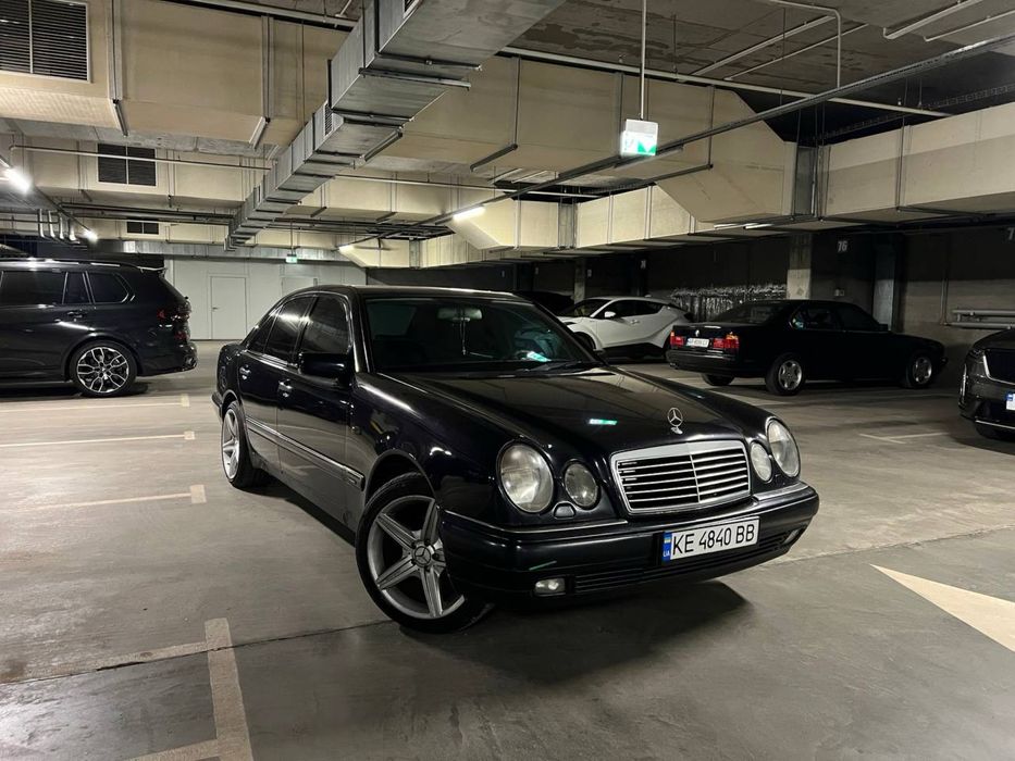 Mercedes benz w210