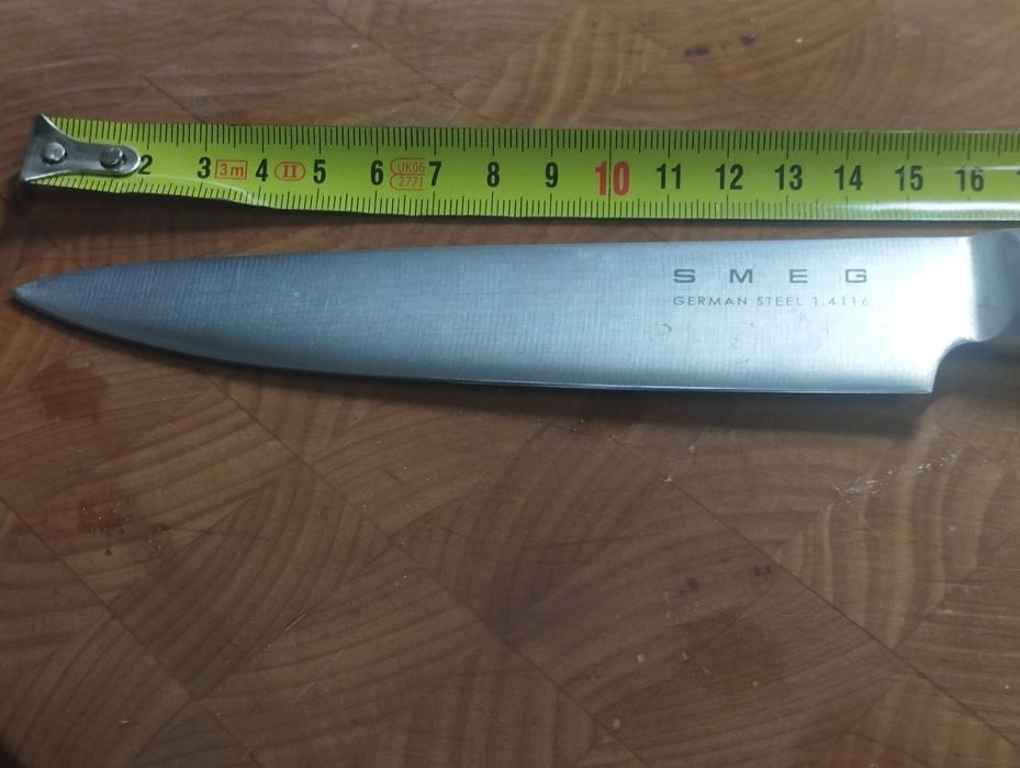 Faca chef SMEG  N°?