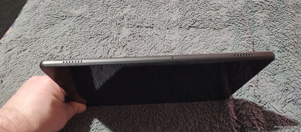 Планшет а металлическом корпусе не дрого