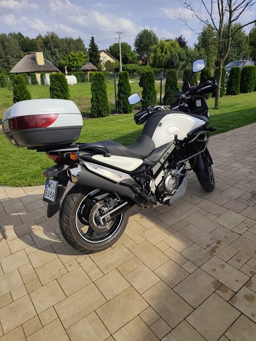 Suzuki V-strom 650