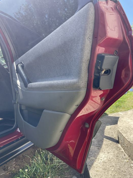 Volkswagen Passat B3 1.8 16v 1993, гарний стан,по тп,2000$