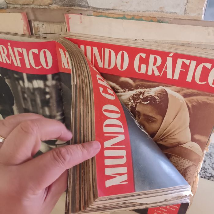 2 encadernações revistas MUNDO GRÁFICO anos 40 com faltas ou falhas