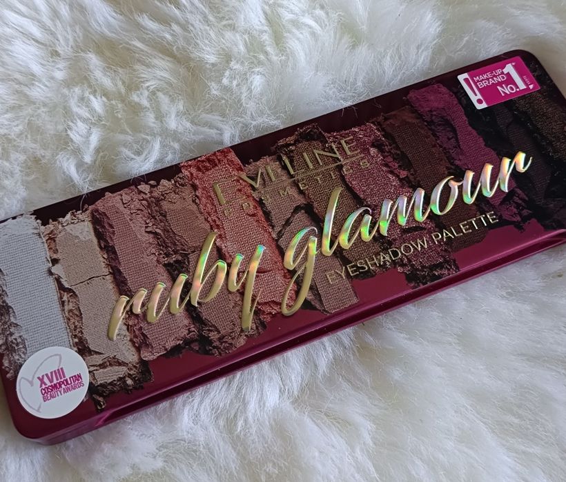 Eveline paletka do makijażu oczu Ruby Glamour