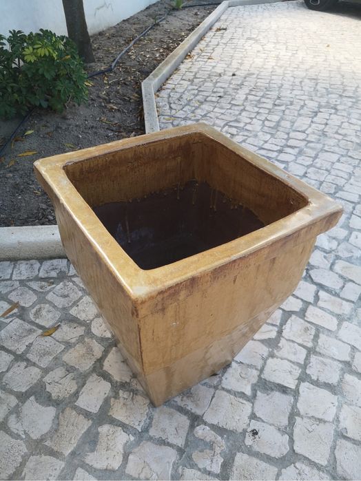 Vaso grande - cor mustarda