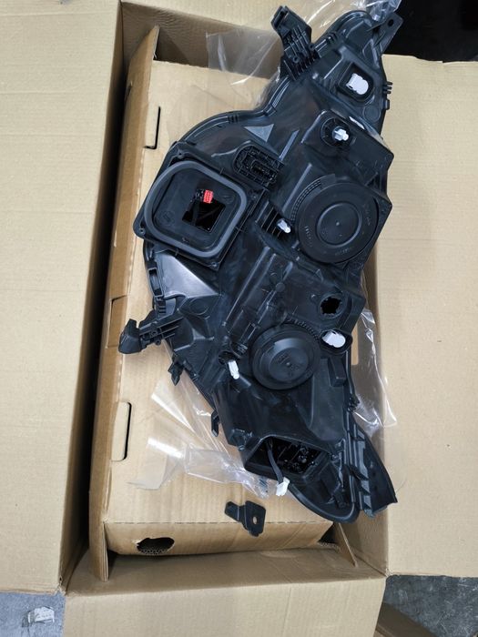 Farol Direito Megane 4