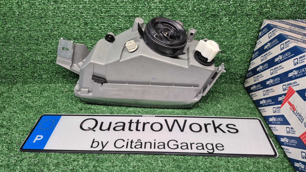 Otica Farol Direito Fiat Punto I 176 1993 a 2000 Ref. 1AF006.827-021 NOVO Hella Original
