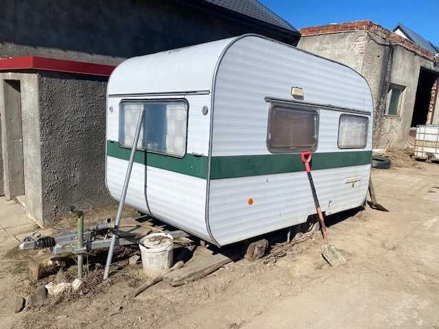 przyczepa kempingowa